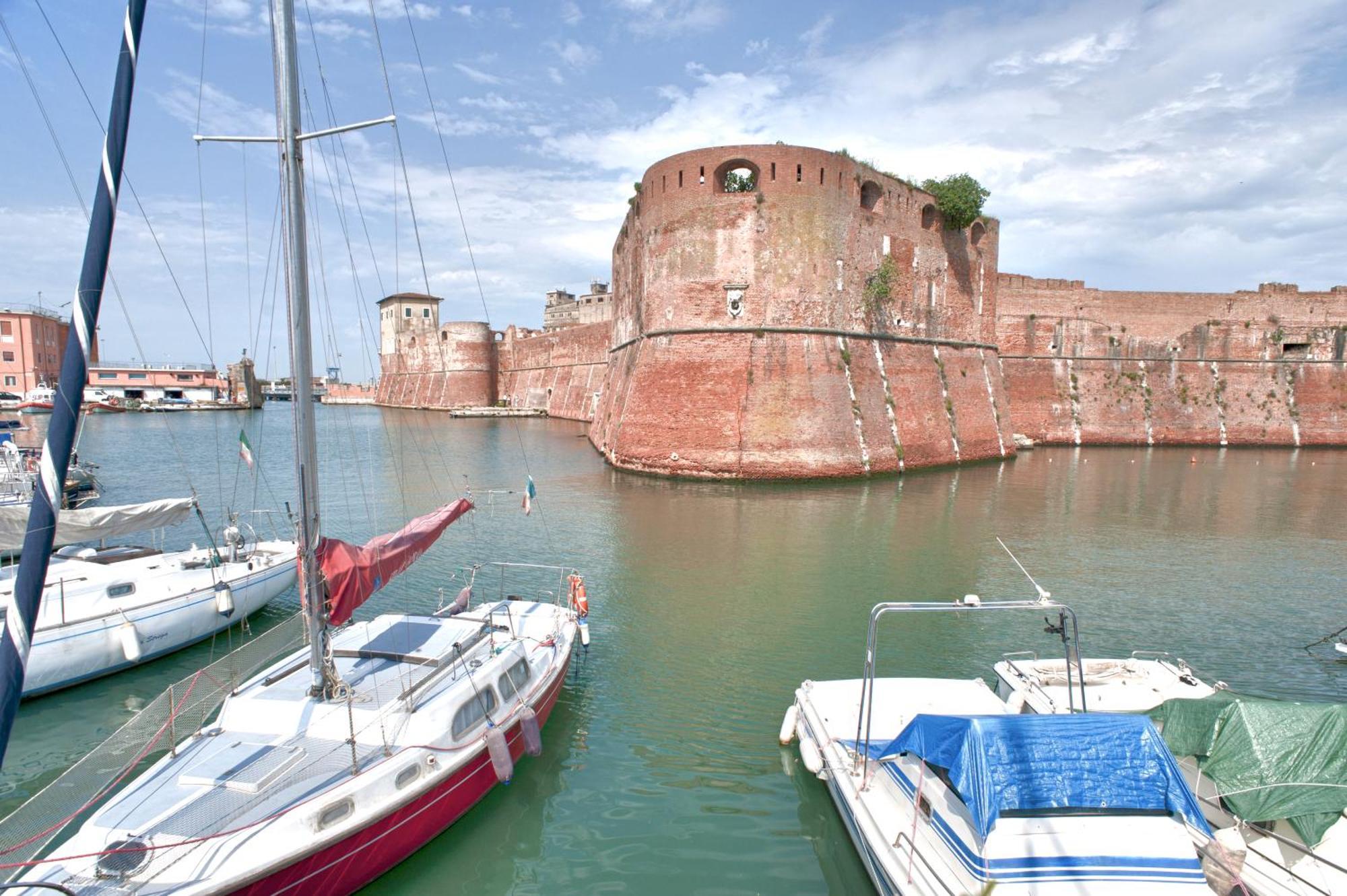 The Port Residence Livorno Exterior foto